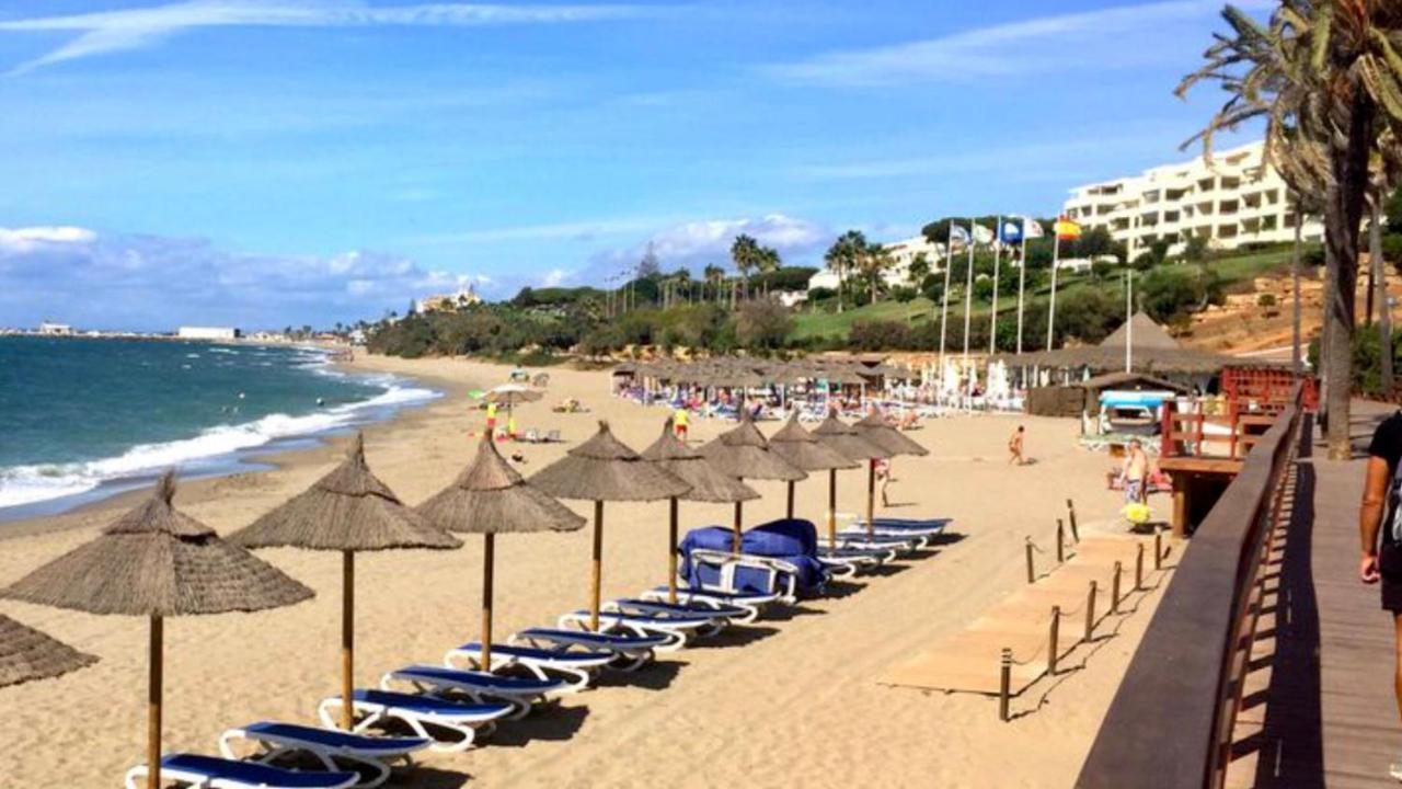 Mi Capricho Beachfront- 3-7 Apartment With Sea Views Sitio de Calahonda Exterior photo