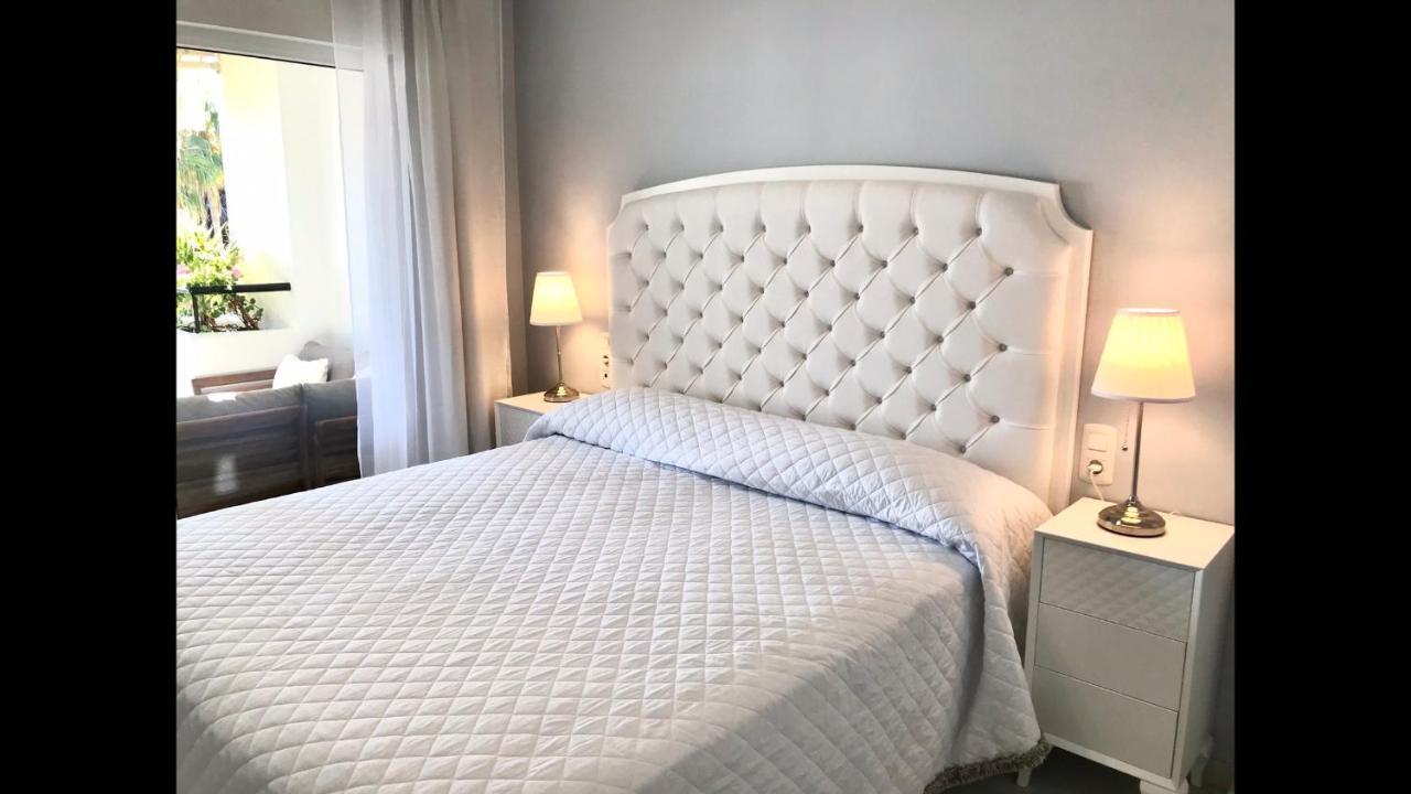 Mi Capricho Beachfront- 3-7 Apartment With Sea Views Sitio de Calahonda Exterior photo